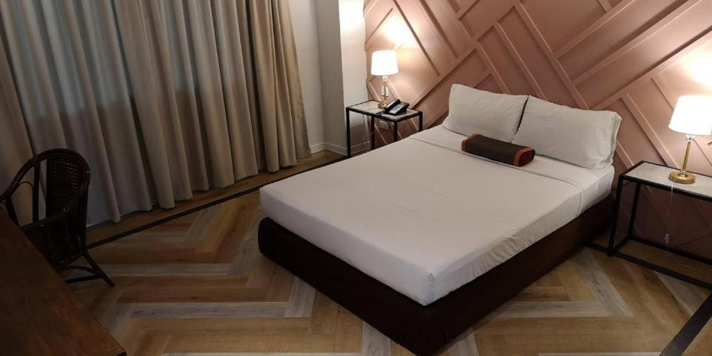 Hotel The Regent Ubon Ubon Ratchathani Esterno foto